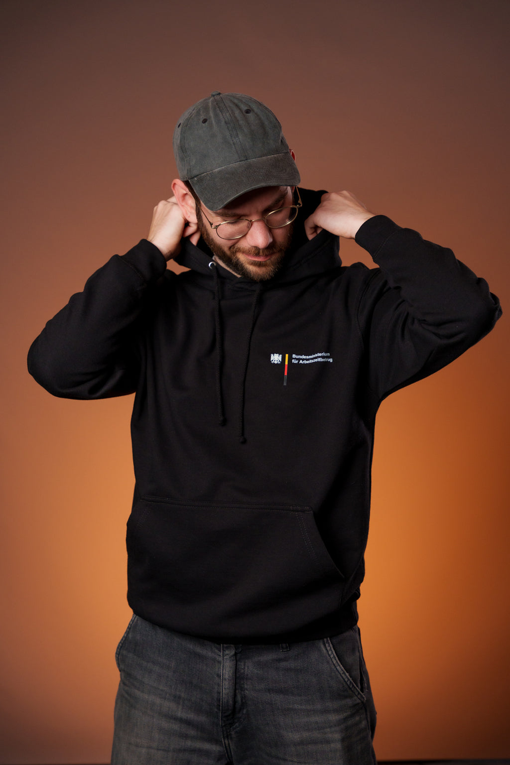 Arbeitszeitbetrug | Hoodie - schwarz